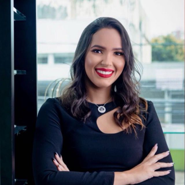 Foto de Dra. Juliana de Freitas Frazão Cavalcante